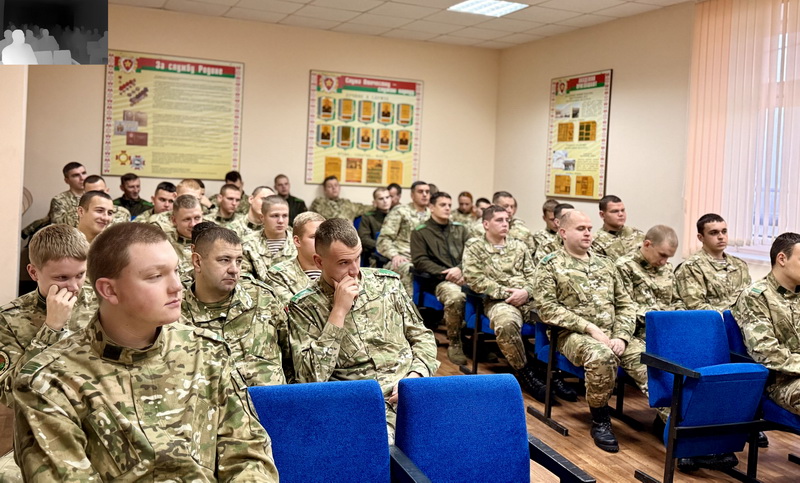 12115r.jpg
